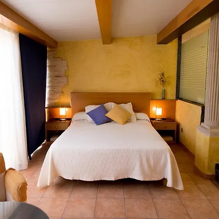 Placa Hotel 3*